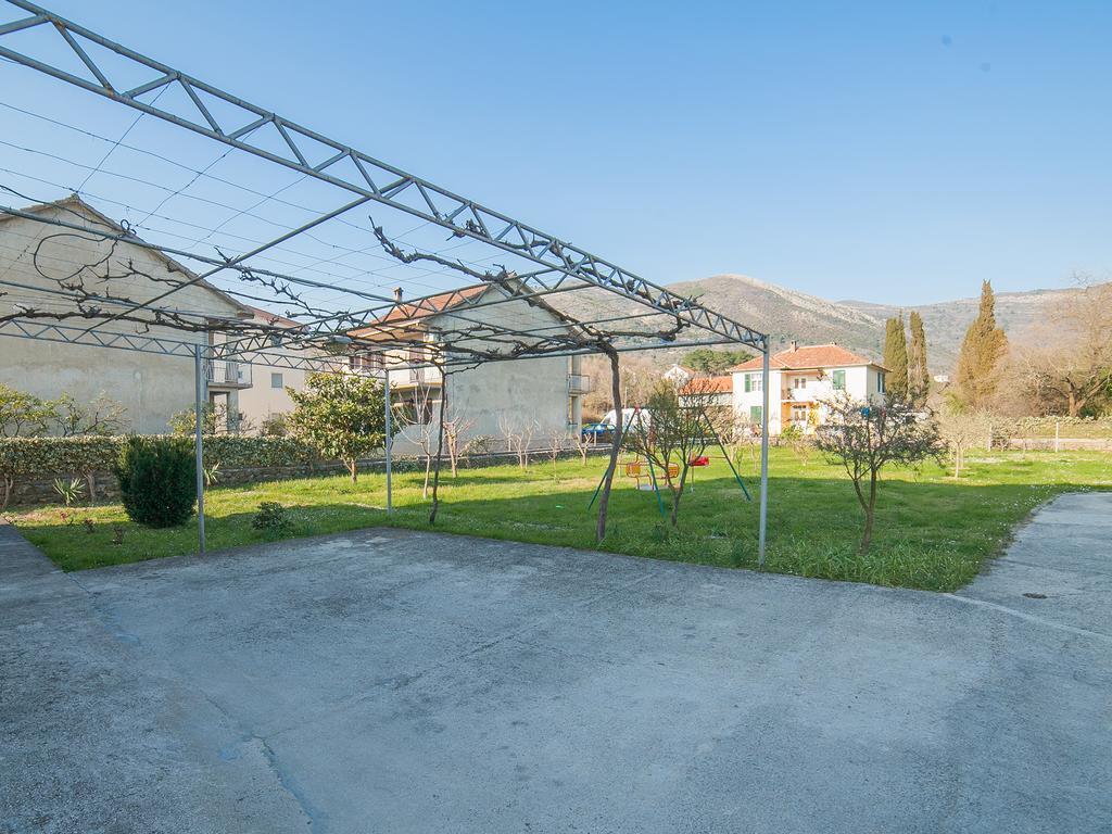 Apartments Ivo Bozinovic Tivat Buitenkant foto